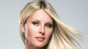 Essens Beauty Cleansing Products -Simona Krainova - Czech Model