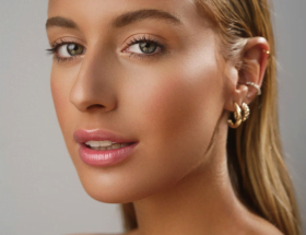 Essens Beauty - Makeup